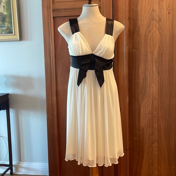 Speechless dress black white formal - Picture 9 of 9